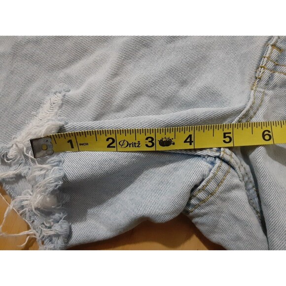 Avec Les Filles Distress Denim Short in Blue Size 26 - Picture 8 of 9